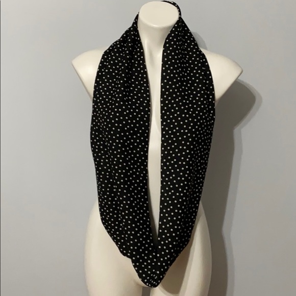 Handmade Infinity Polka Dot Scarf - Picture 2 of 4